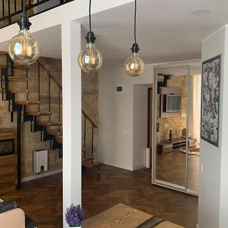 Old City Loft *