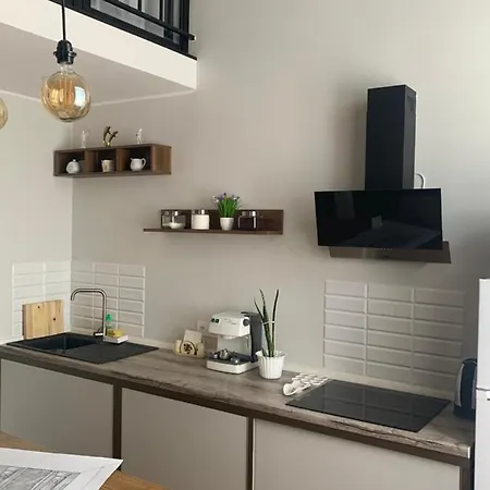 Old City Loft Apartment *